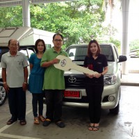 ส่งมอบรถ-toyota-vigo-smart-cab-2-5-j-คุณธีรศักดิ์-สุขจันทวณิชย์